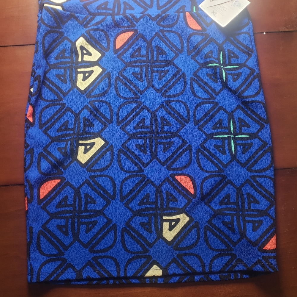 LulaRoe Cassie XL NWT